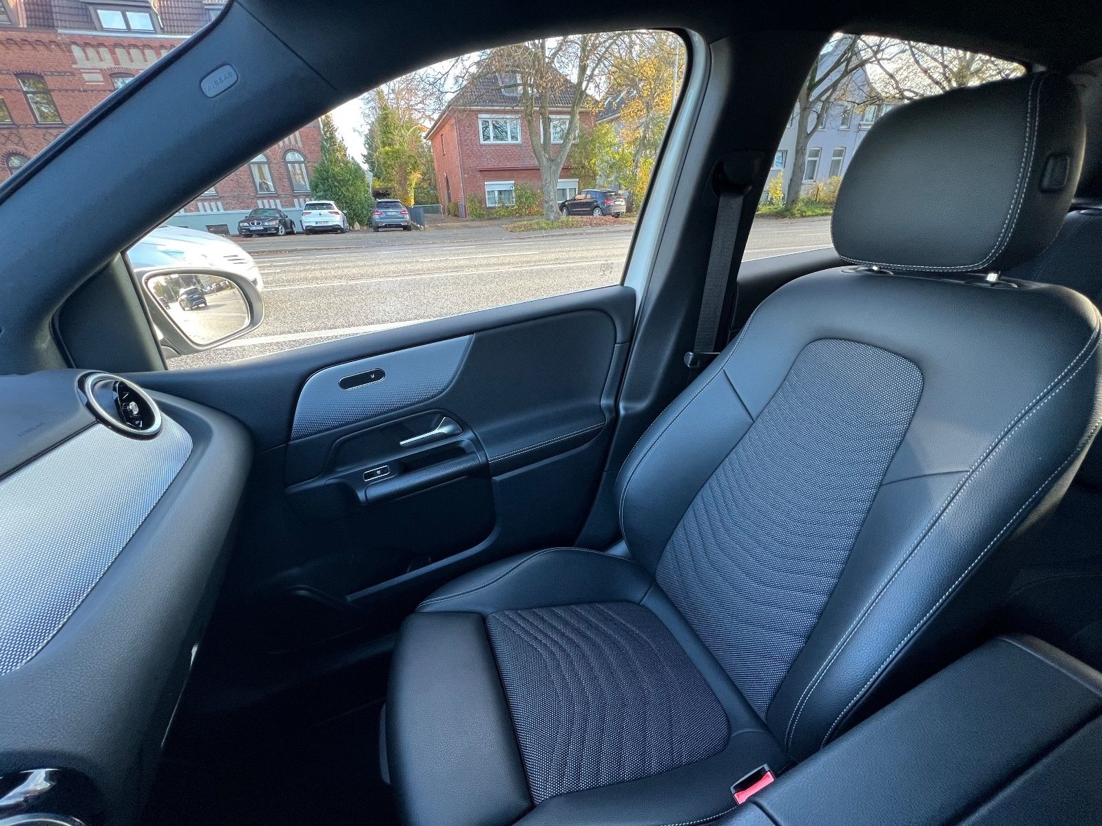 Mercedes-Benz B 180 d *LED*84.000km*Automatik*Teilleder*Temp* foto 31