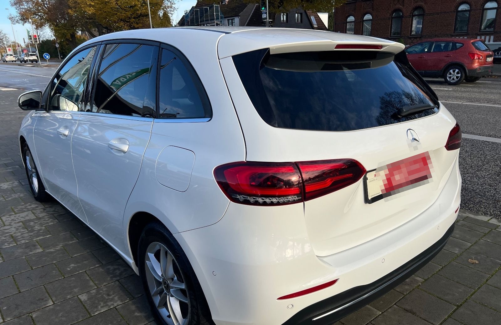 Mercedes-Benz B 180 d *LED*84.000km*Automatik*Teilleder*Temp* foto 5
