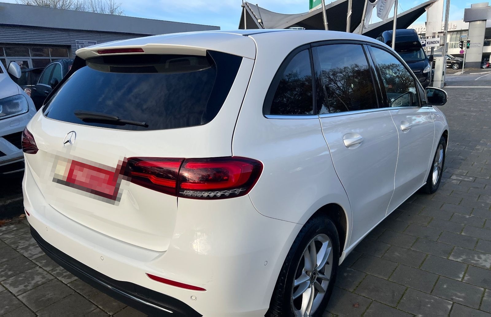 Mercedes-Benz B 180 d *LED*84.000km*Automatik*Teilleder*Temp* foto 8
