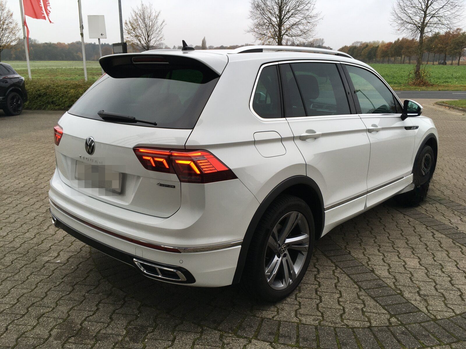 Volkswagen Tiguan R-Line 2.0 TDI 4Motion Leder+Soundsystem+ foto 5