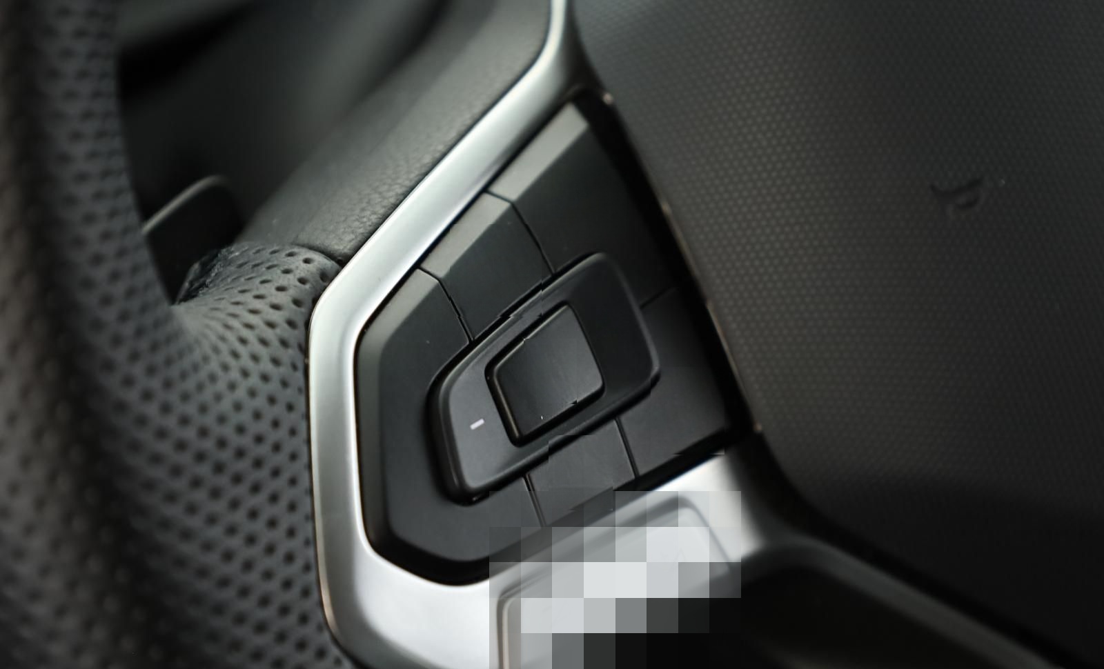 Volkswagen Tiguan 2.0 TSI DSG 4M R-Line IQ Pano Nav Key 360 foto 11