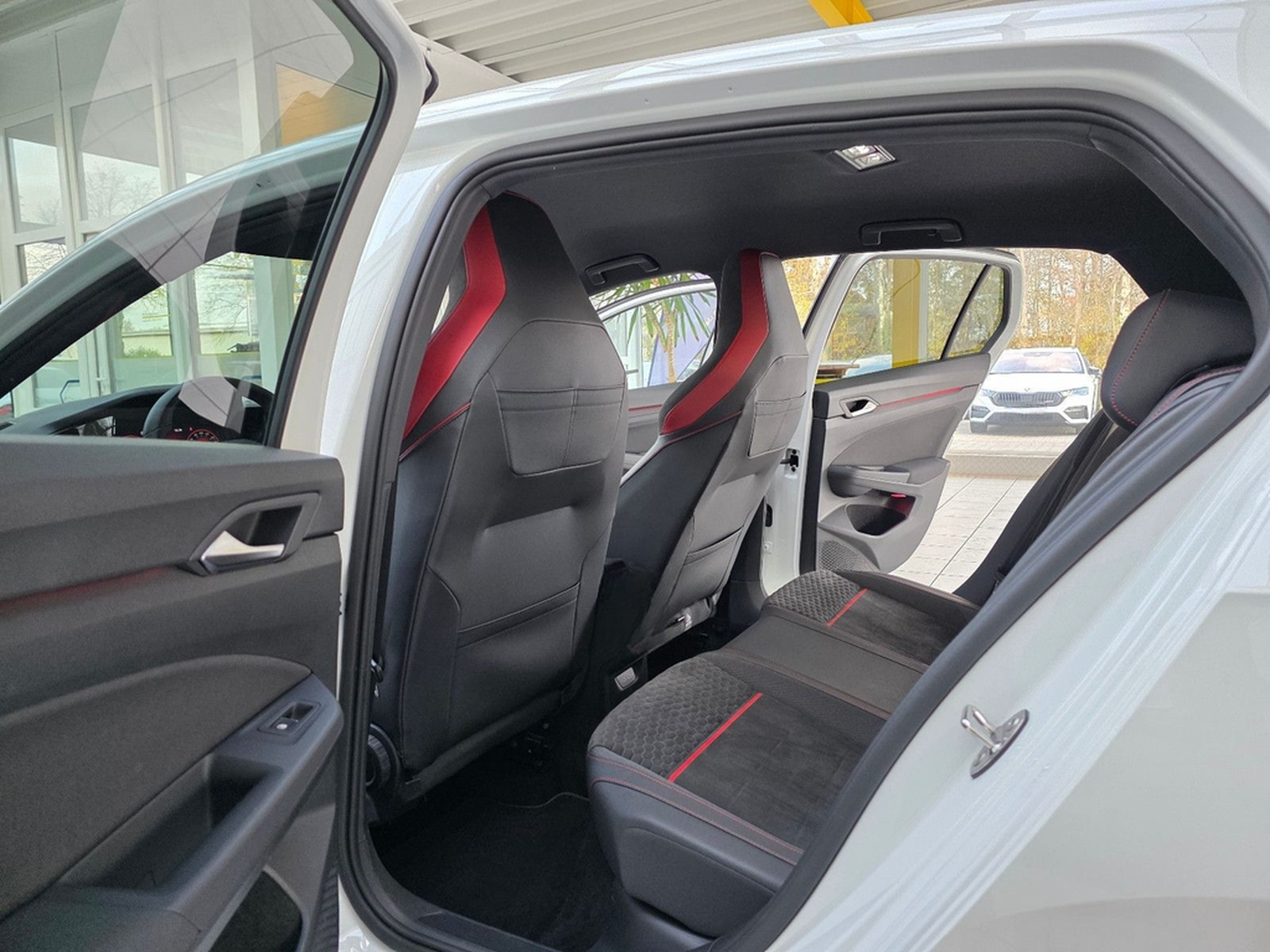 Volkswagen Golf VIII Limo GTI Clubsport App-Connect Navi foto 13