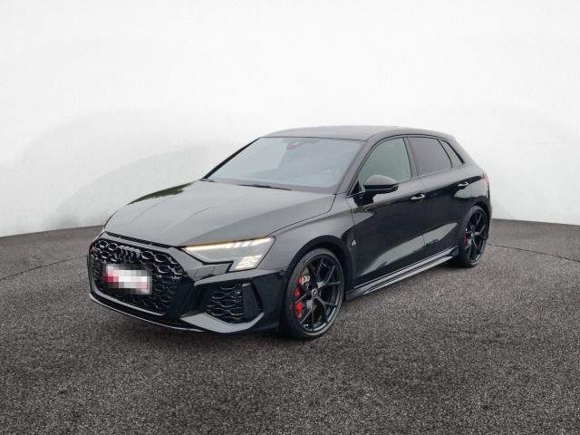 Audi RS 3 Sportback 2.5 TFSI quattro foto 2