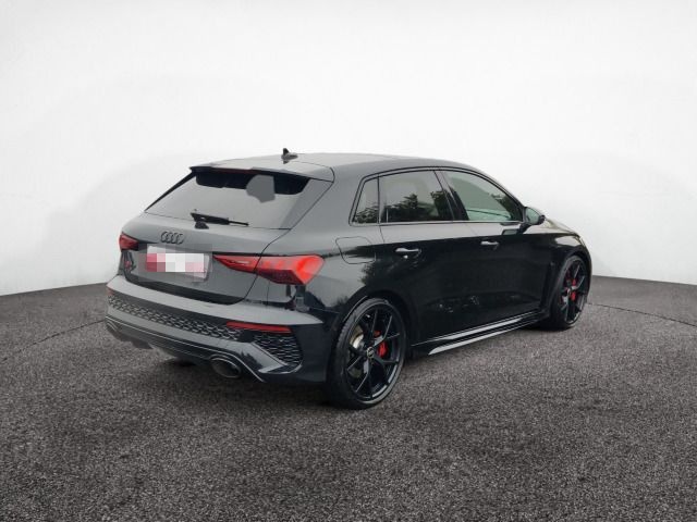 Audi RS 3 Sportback 2.5 TFSI quattro foto 6