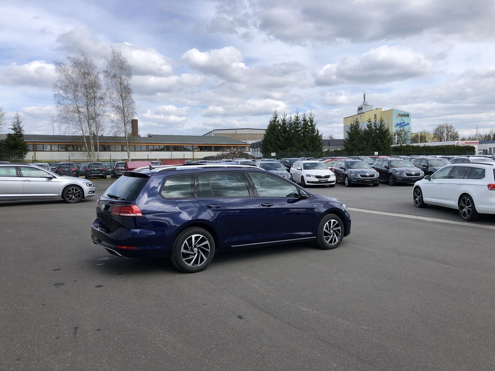 Volkswagen Golf Variant 2.0 TDI DSG Join 125€ m. 20% Anzahl foto 6