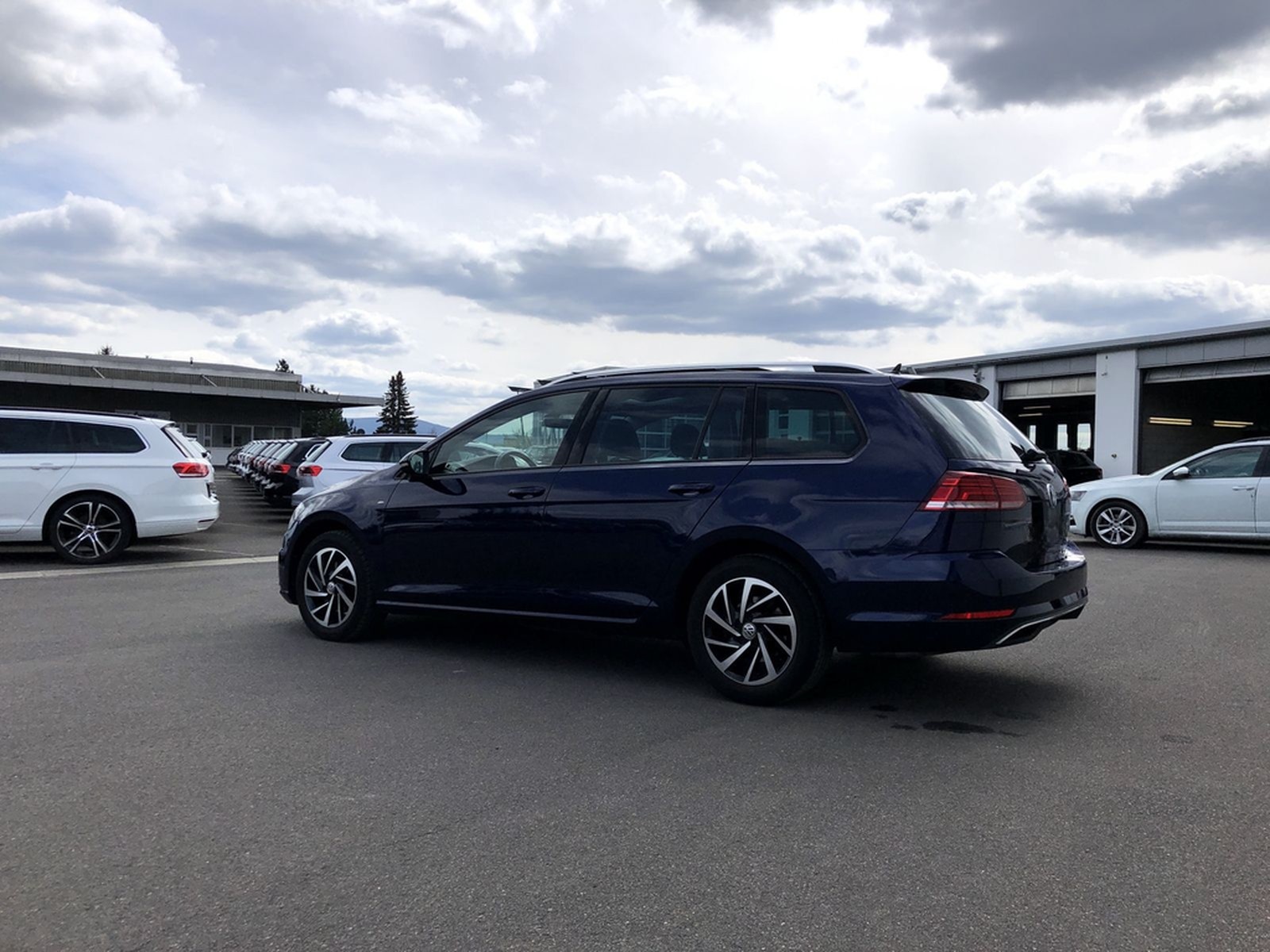 Volkswagen Golf Variant 2.0 TDI DSG Join 125€ m. 20% Anzahl foto 8