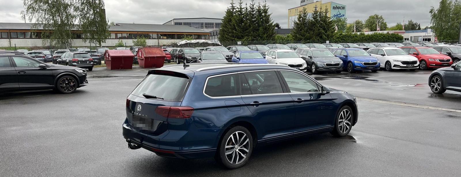 Volkswagen Passat Variant 2.0 TDI DSG Business 172€ m.20% A foto 6