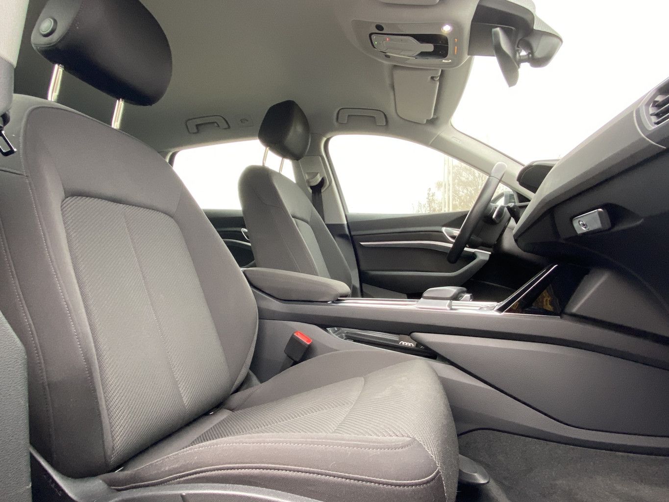 Audi e-tron 50 quattro 21"+NAVI+PDC+LED-MATRIX+ASSIST foto 13