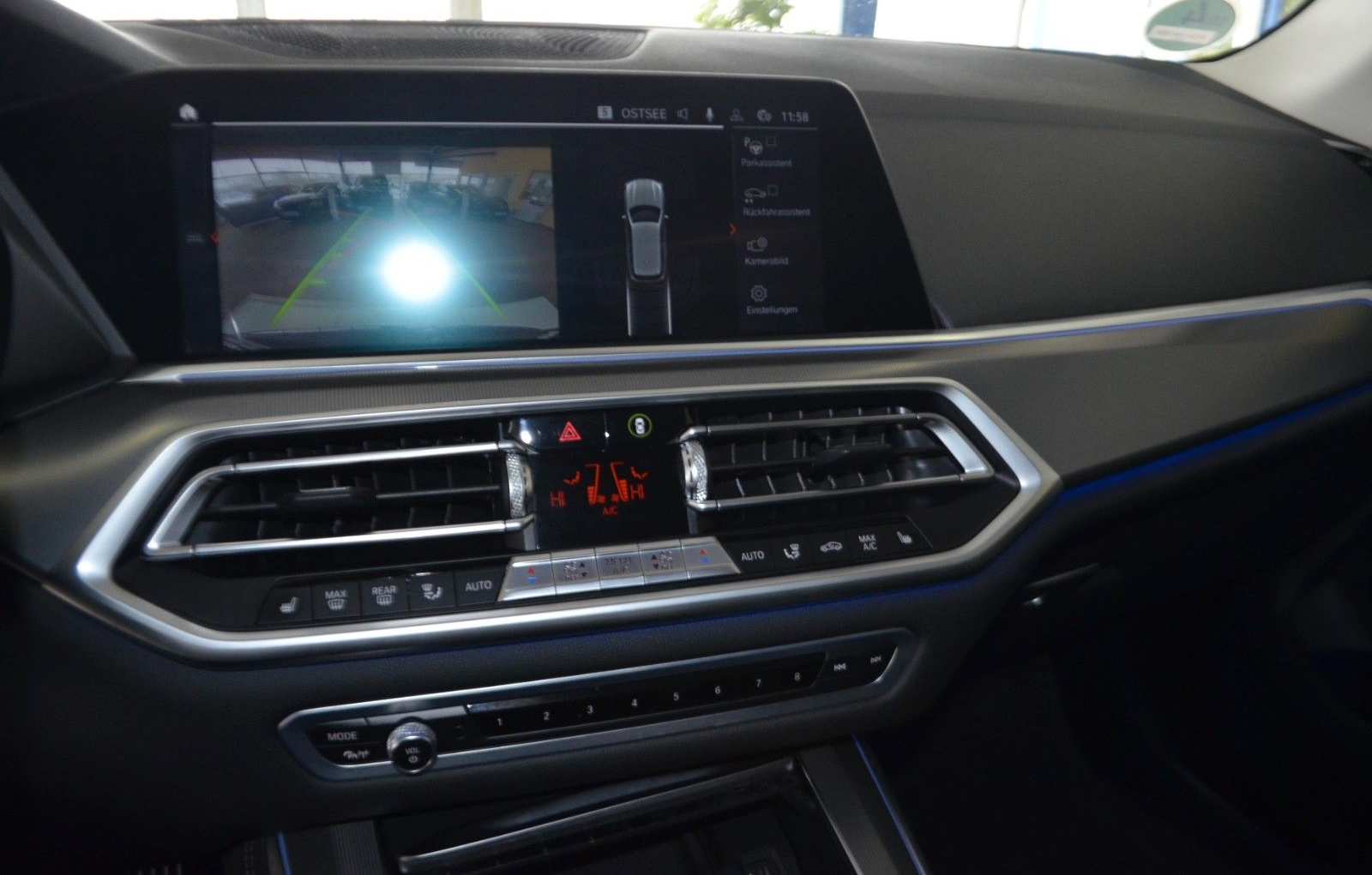 BMW X5 xDrive 30 d XENON / NAVI / LEDER / R-KAM /PDC foto 15