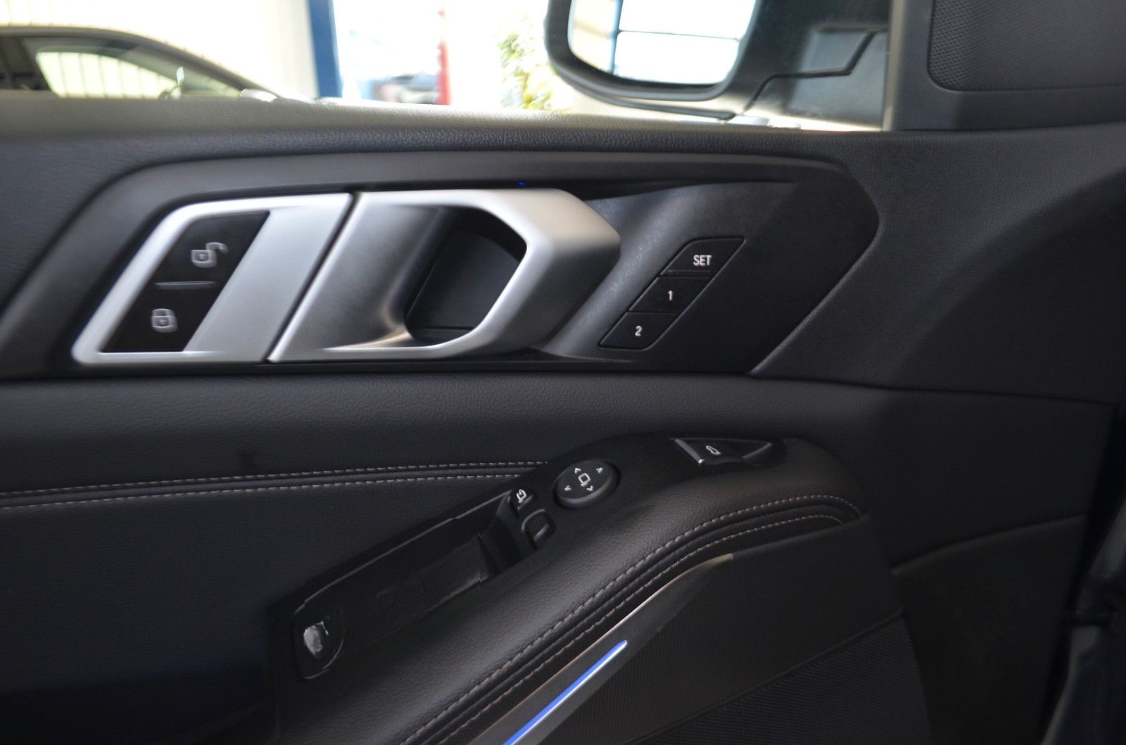 BMW X5 xDrive 30 d XENON / NAVI / LEDER / R-KAM /PDC foto 17