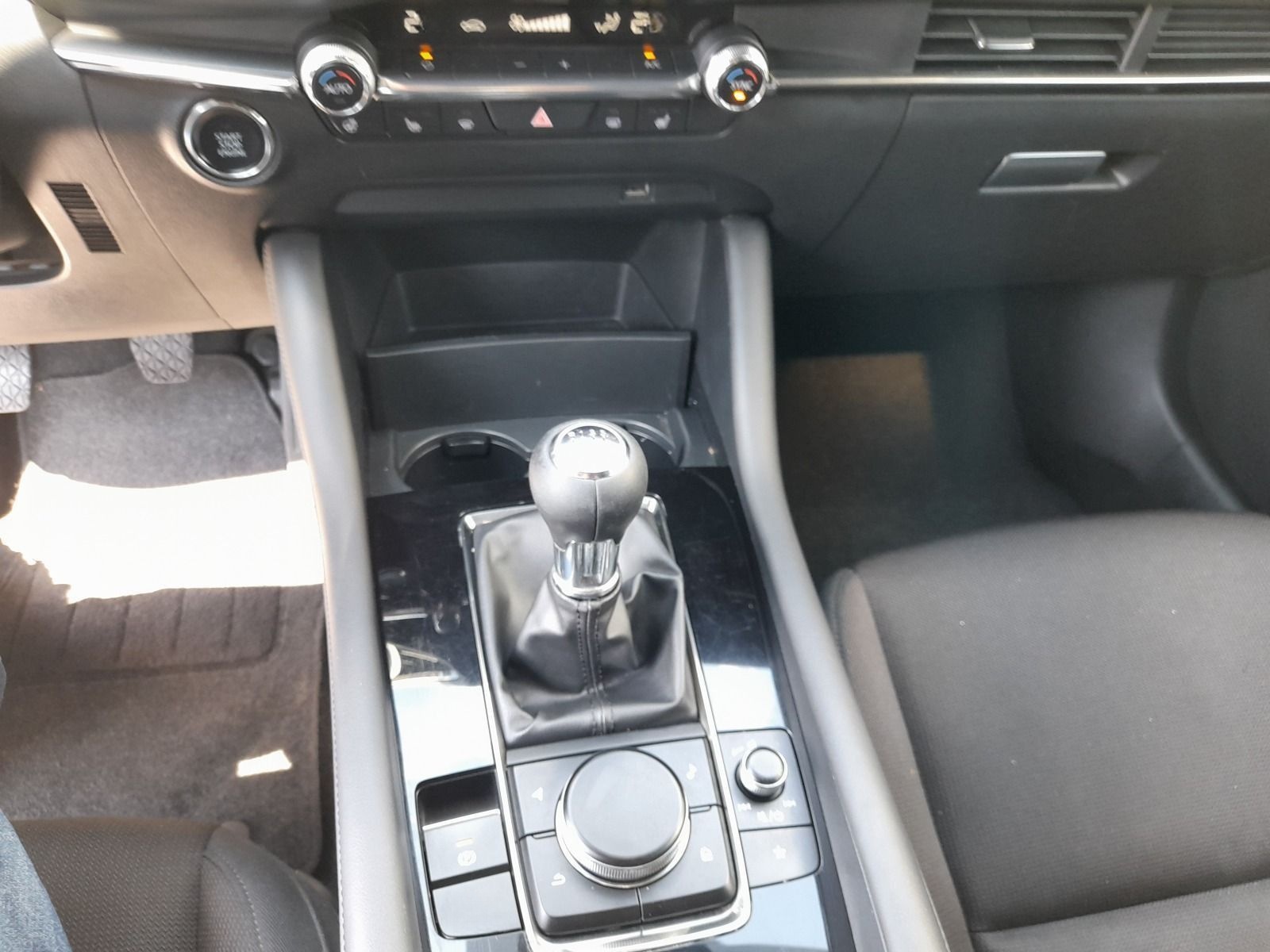 Mazda 3 Klimaaut|Kamera|PDC|Sitzheizung|Navi| foto 17