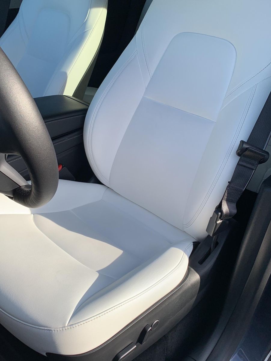 Tesla Model Y Long Range AWD * White Interior * 1.Hand foto 17
