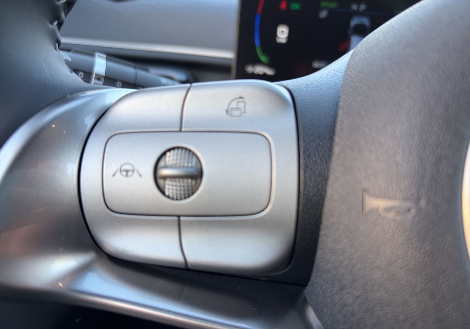 BYD Dolphin Surf Active foto 23