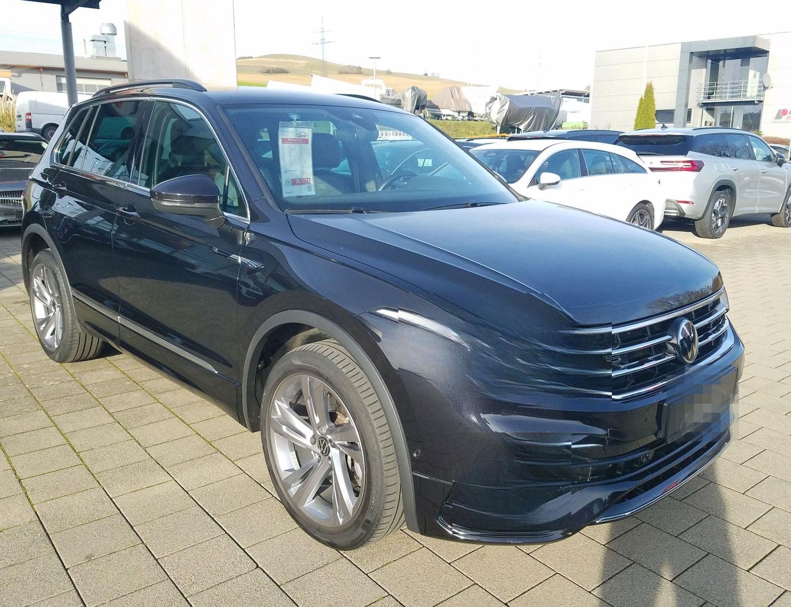 Volkswagen Tiguan 2.0 TDI, 4 Motion, R-Line*AHK*NAVI*MAT... foto 8