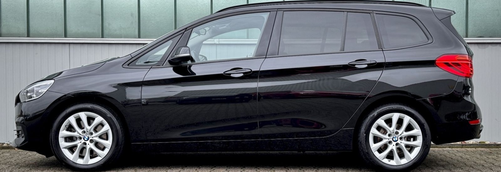 BMW 218d Gran Tourer Advantage *LED|CAM|NAVI* foto 3