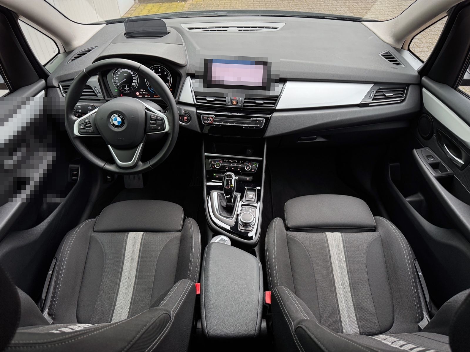 BMW 218d Gran Tourer Advantage *LED|CAM|NAVI* foto 21
