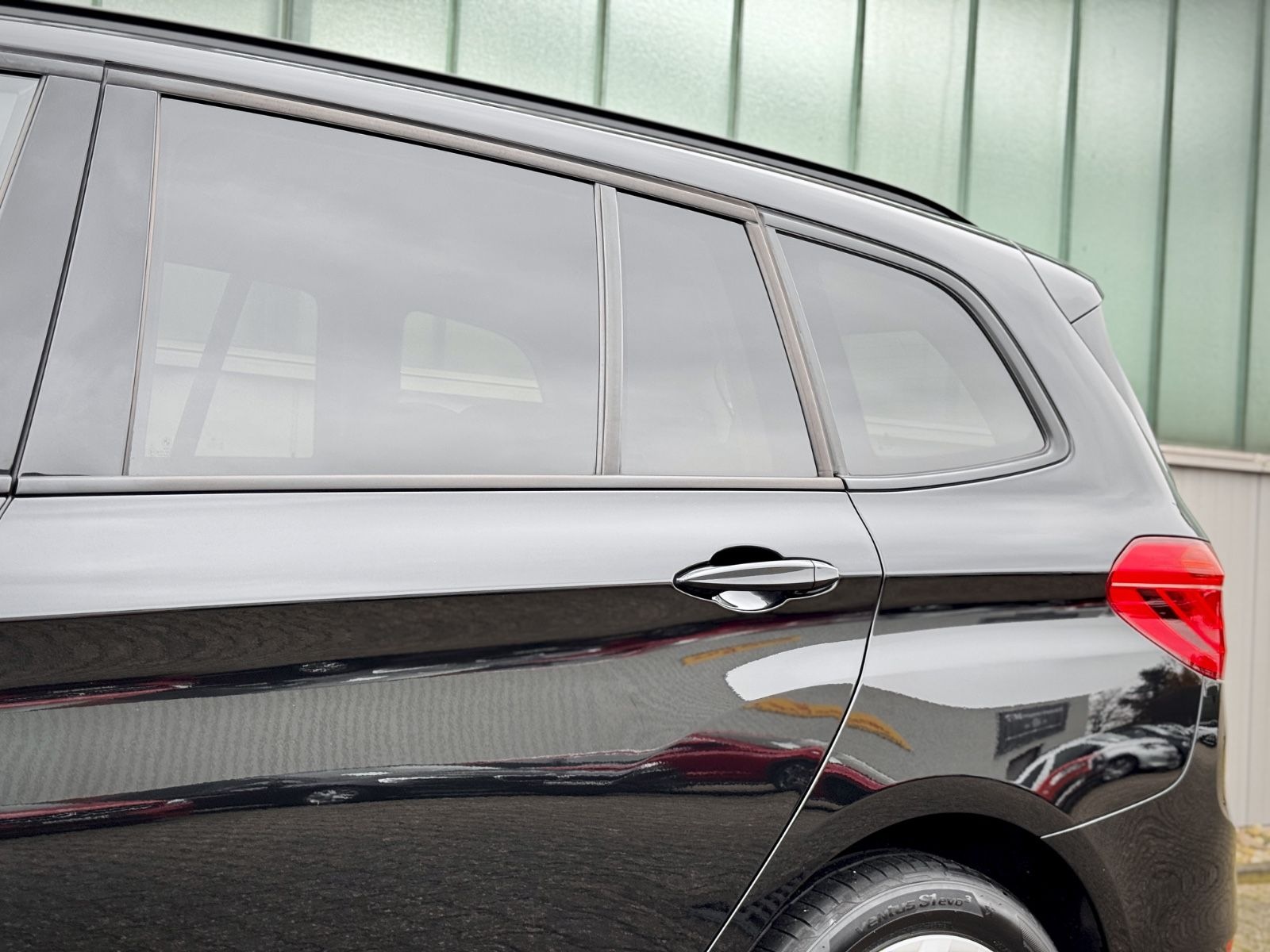 BMW 218d Gran Tourer Advantage *LED|CAM|NAVI* foto 29