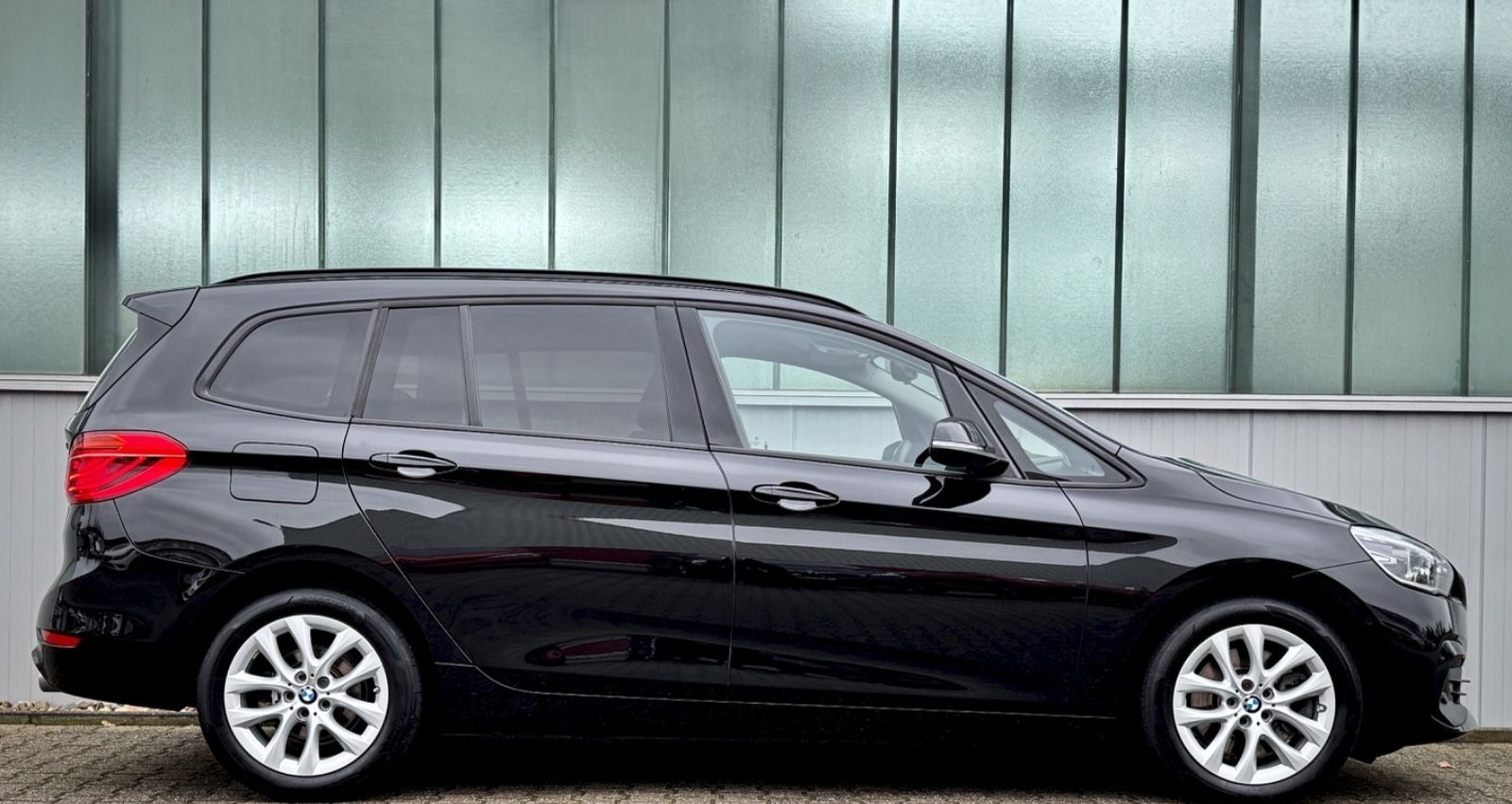 BMW 218d Gran Tourer Advantage *LED|CAM|NAVI* foto 10