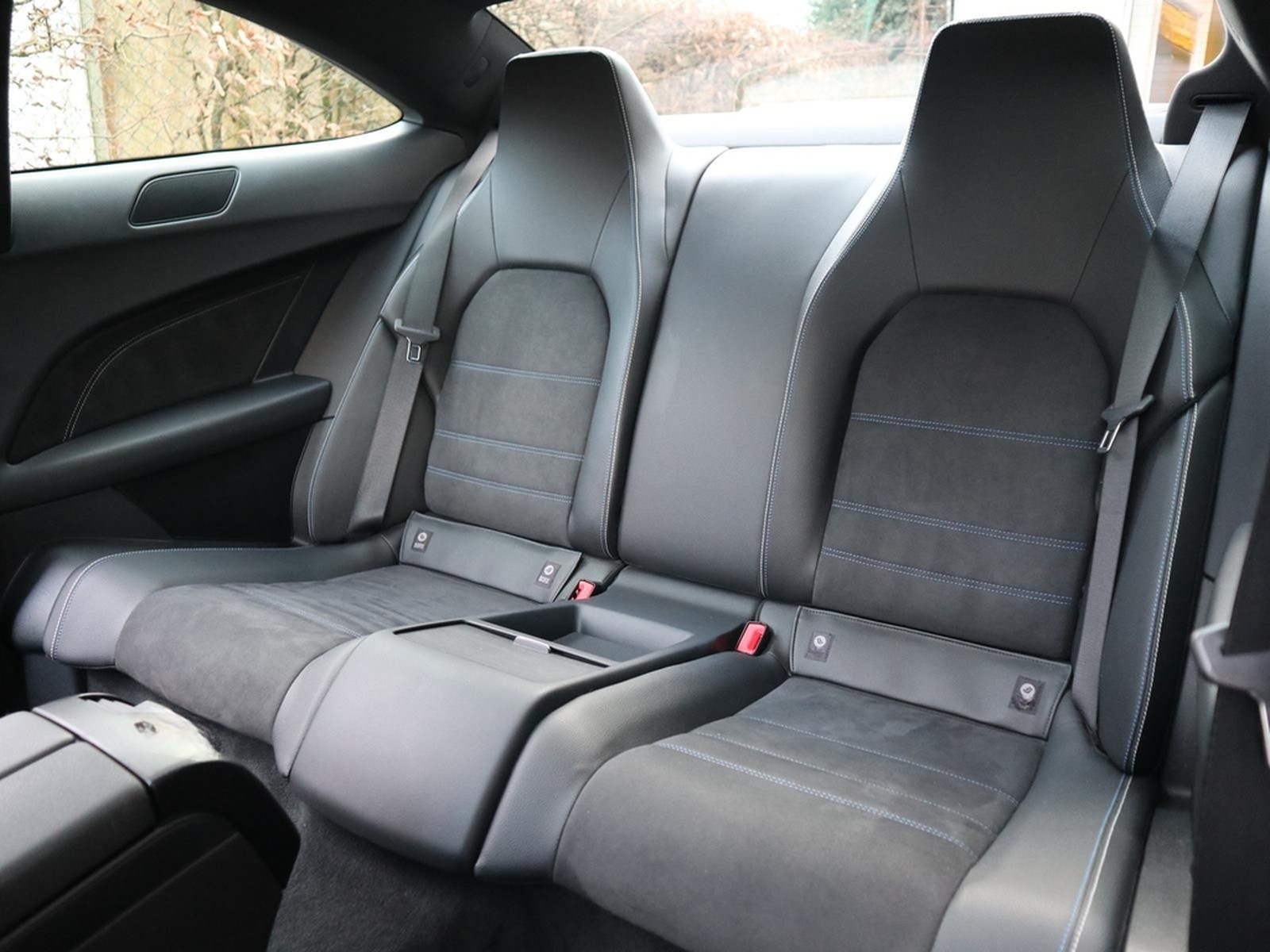 Mercedes-Benz C 180 Coupe Edition C AMG NAVI TEMP RFK SD XENON foto 6