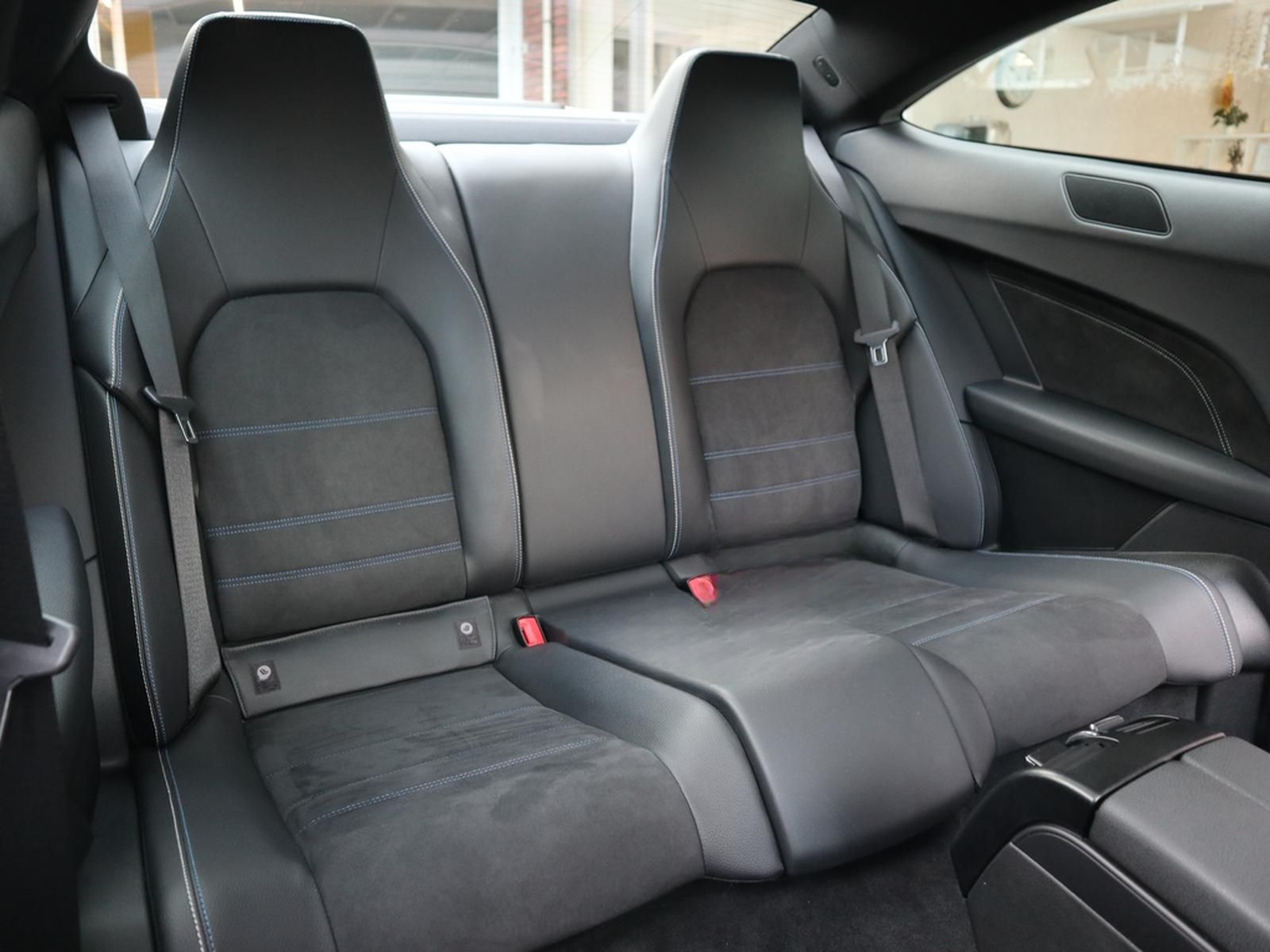 Mercedes-Benz C 180 Coupe Edition C AMG NAVI TEMP RFK SD XENON foto 7