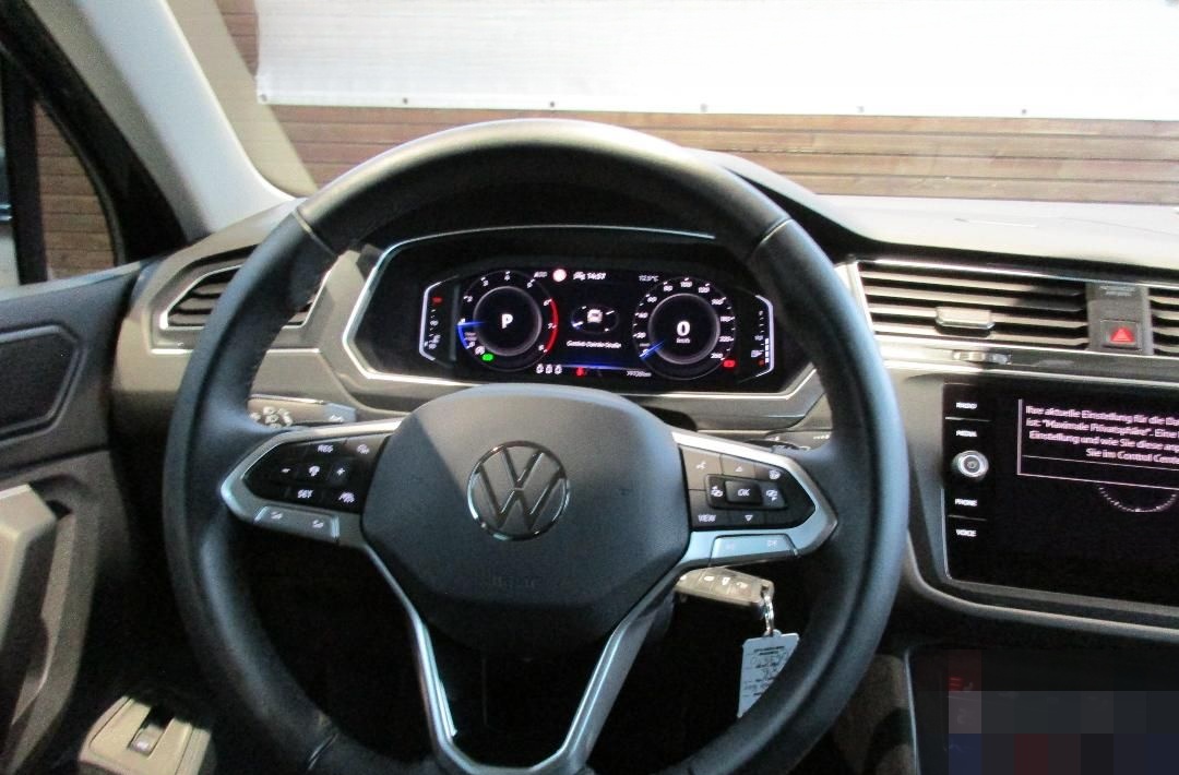 Volkswagen Tiguan Elegance 1,5 TSI DSG RearView,Matrix,19Zo foto 10