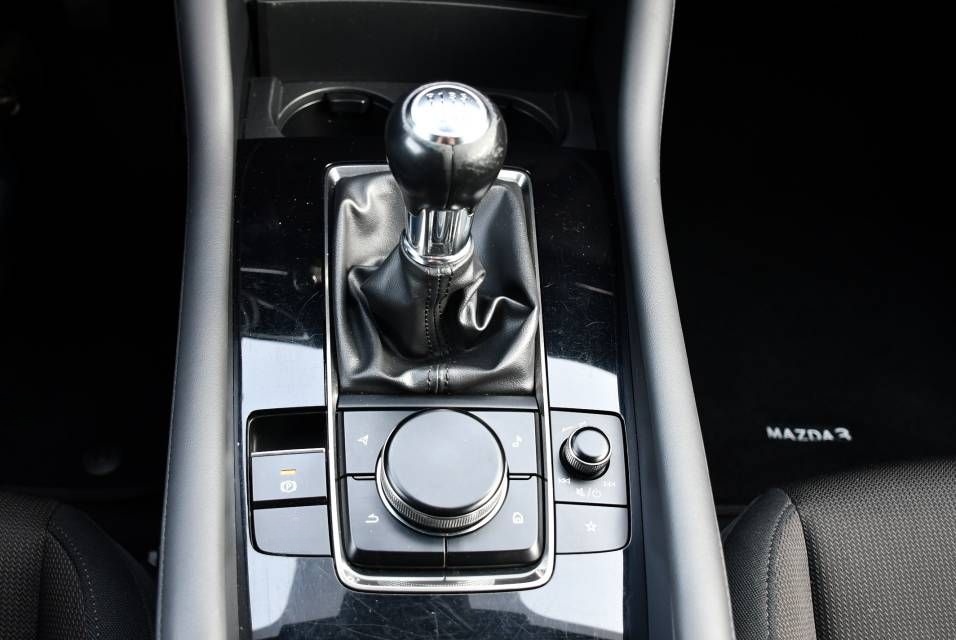 Mazda 3 Selection Skyactiv-G 2.0 foto 13