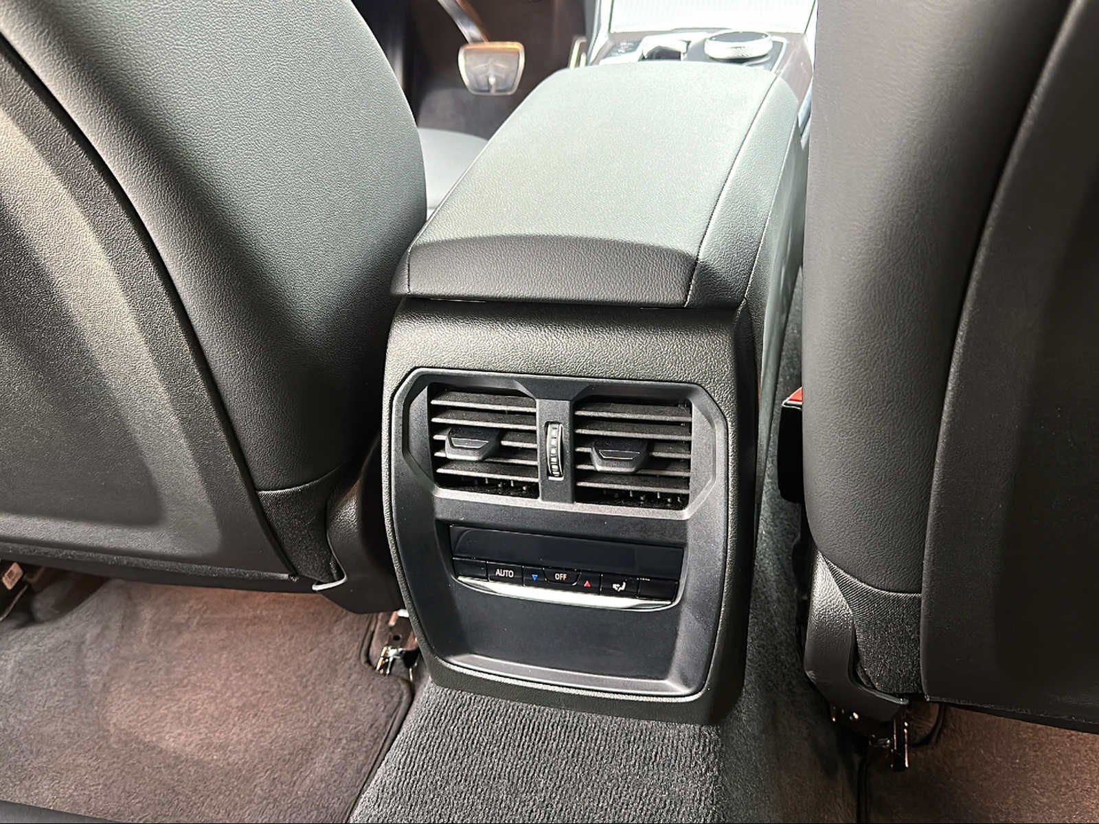 BMW 330i Limousine M Sport Standheizung Harman/K foto 10