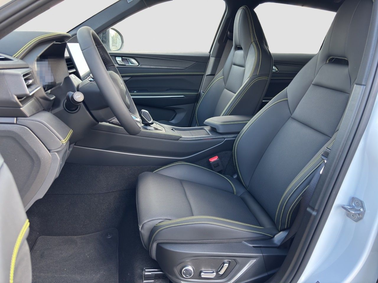 Lynk&Co 01 More Plug-In-Hybrid / PANO / 360 Grad Klima foto 13