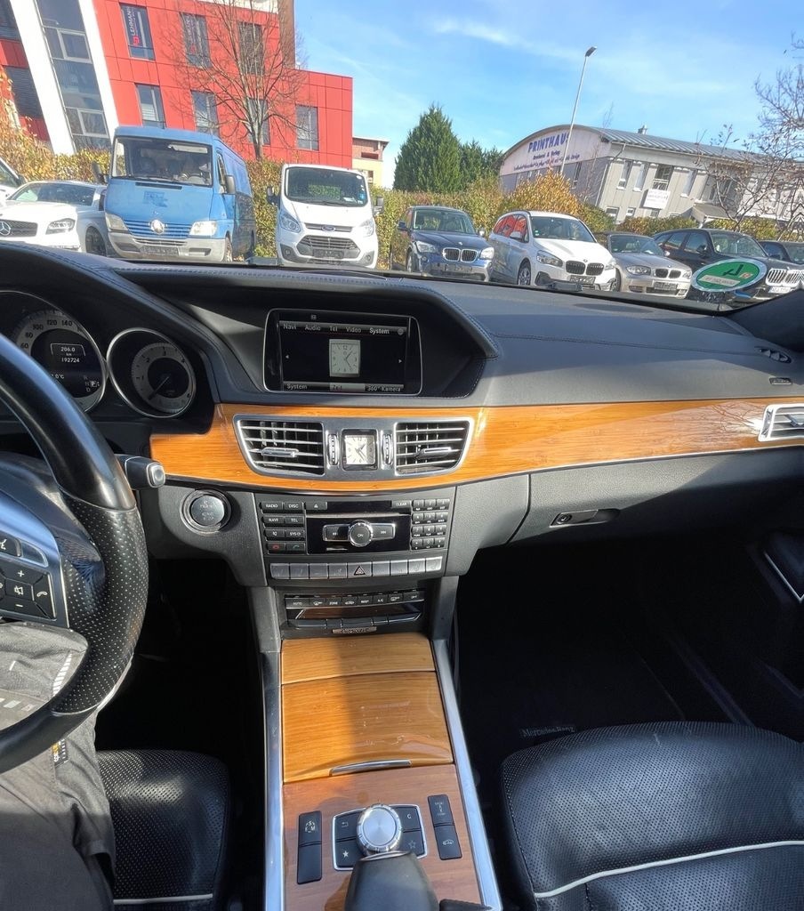 Mercedes-Benz E 350 E T-Modell  BlueTec 4Matic AMG Designo foto 19