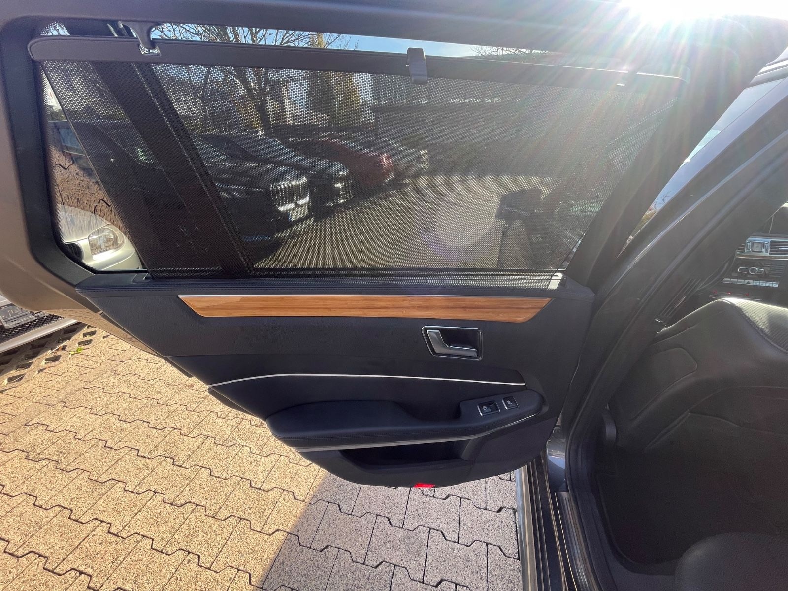 Mercedes-Benz E 350 E T-Modell  BlueTec 4Matic AMG Designo foto 8