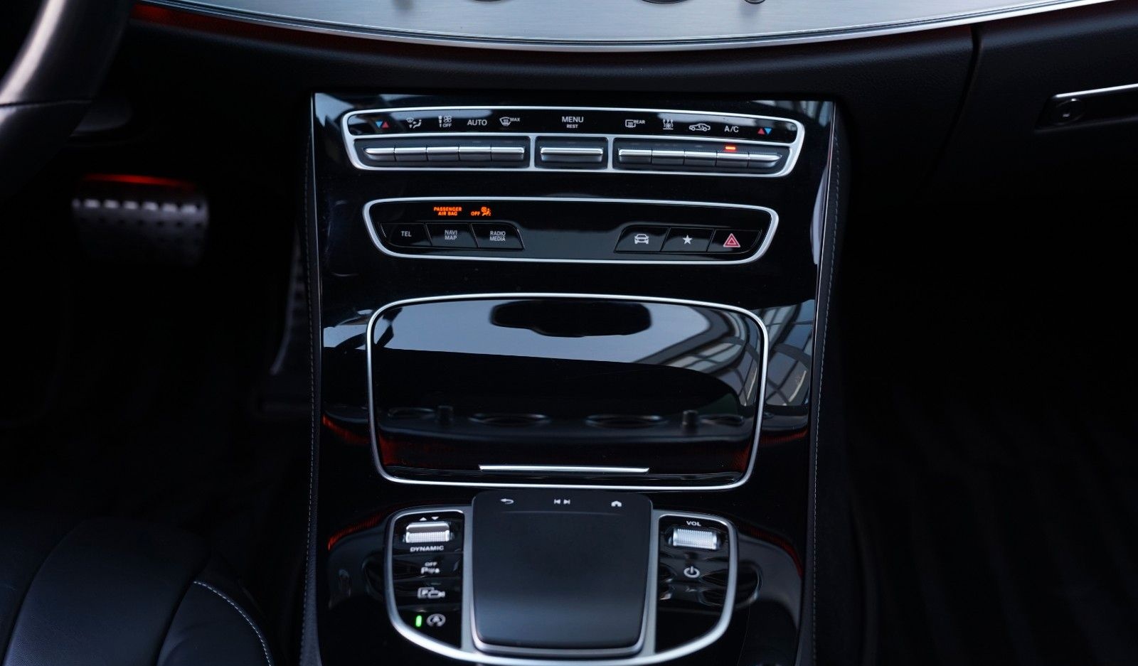 Mercedes-Benz E 400d 4Matic AMG Pano-Burmester-HuD foto 21