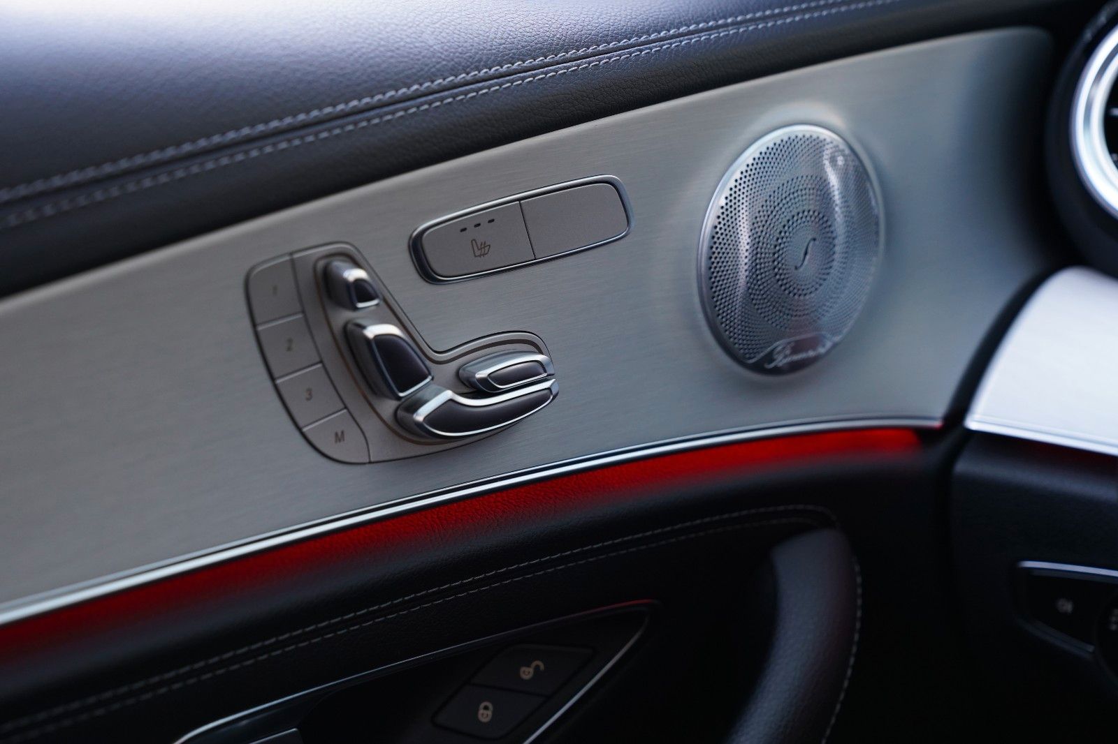 Mercedes-Benz E 400d 4Matic AMG Pano-Burmester-HuD foto 22