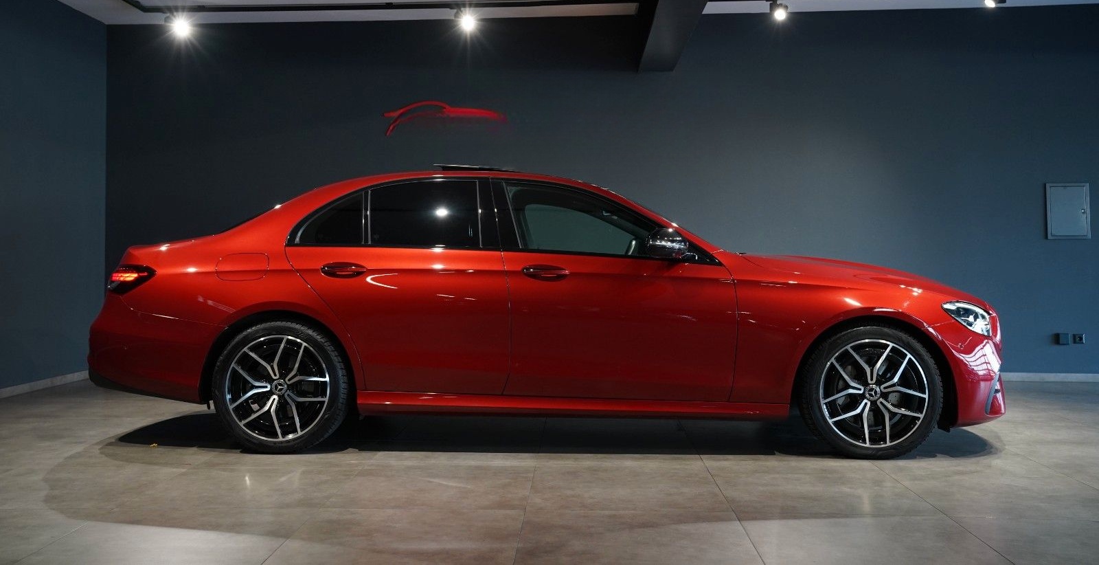 Mercedes-Benz E 400d 4Matic AMG Pano-Burmester-HuD foto 4