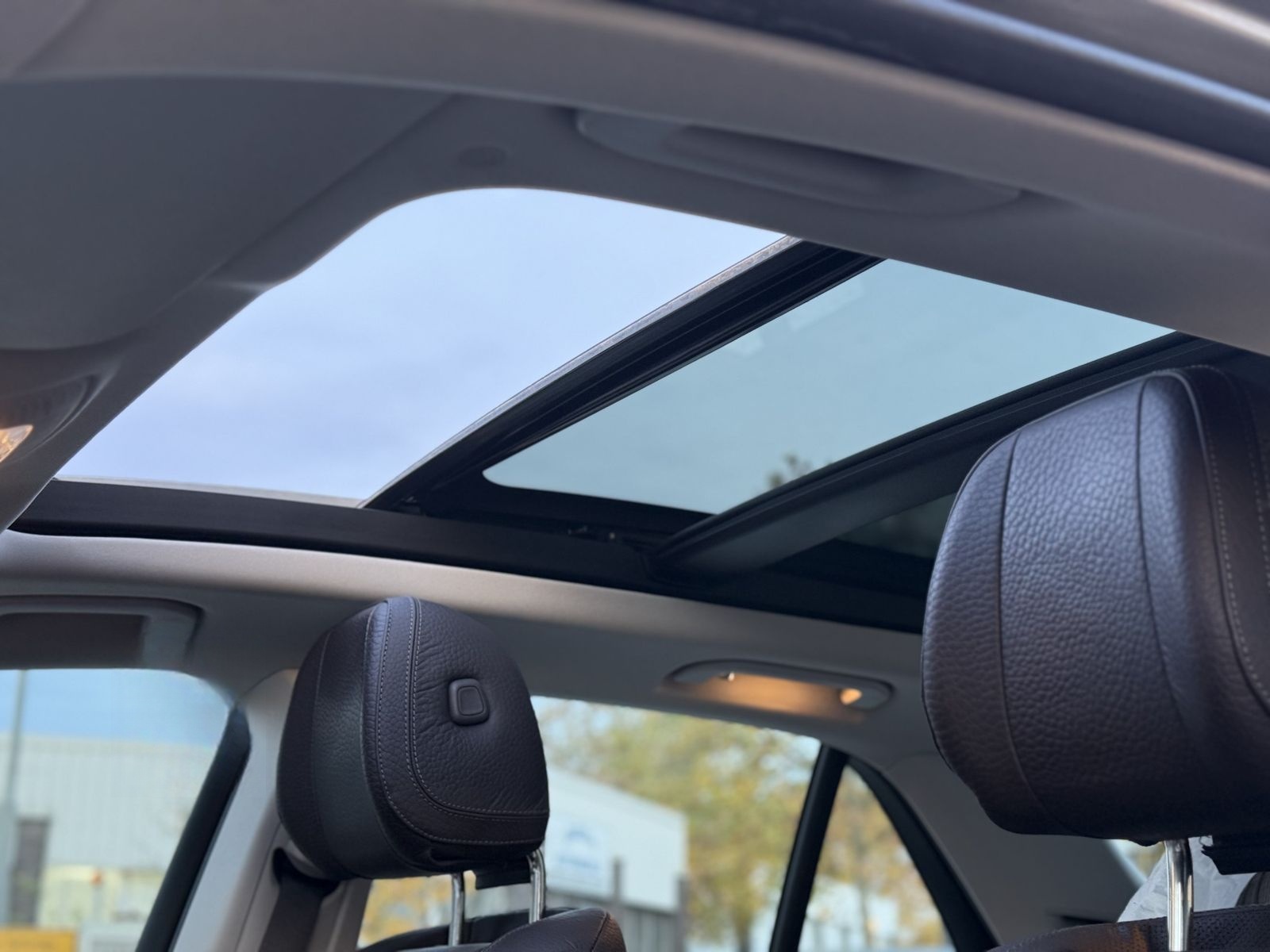 Mercedes-Benz GLE 350 d 4Matic 9G-TRONIC Ambiente | DISTRONIC+ foto 12