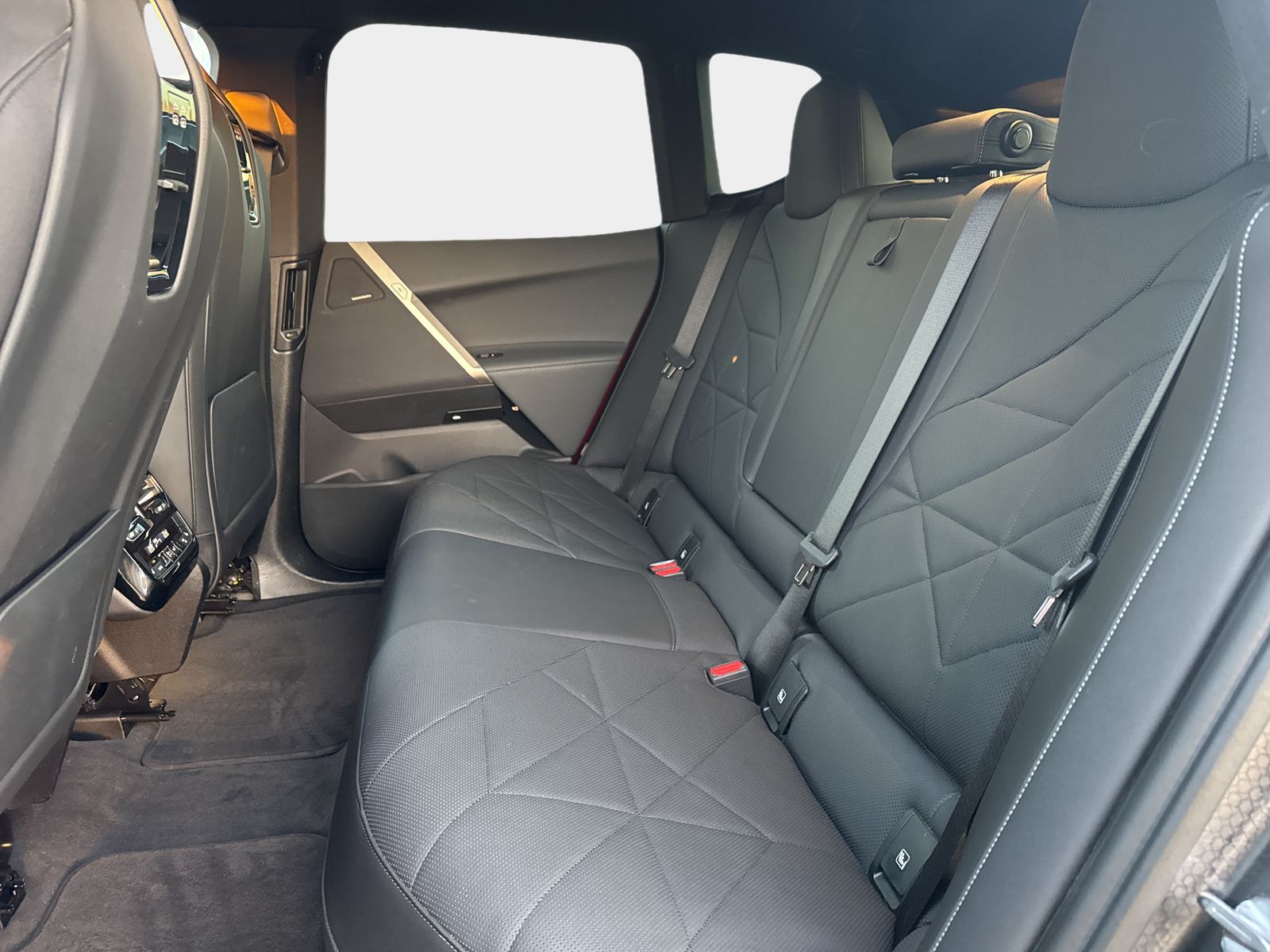 BMW iX xDrive40 M Sportpaket Head-Up HK HiFi foto 15