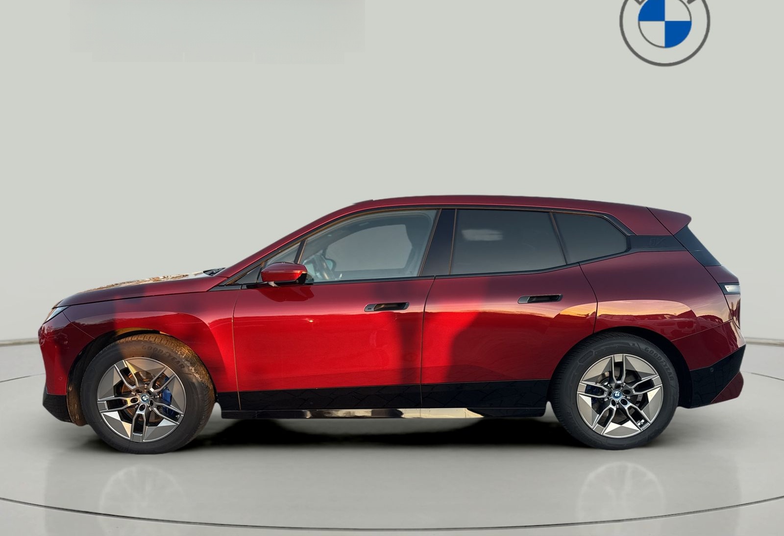 BMW iX xDrive40 M Sportpaket Head-Up HK HiFi foto 3