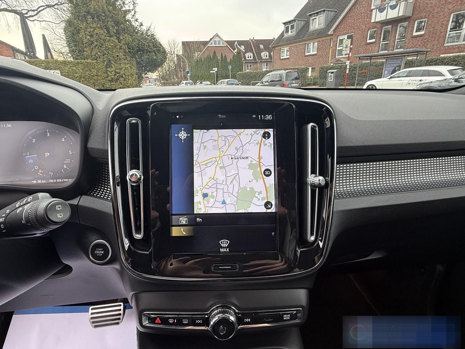 Volvo XC40 D4 R-Design AWD LED ACC Memory Navi SHZ CAM foto 12