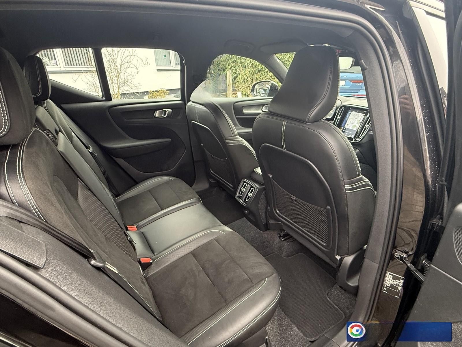 Volvo XC40 D4 R-Design AWD LED ACC Memory Navi SHZ CAM foto 20