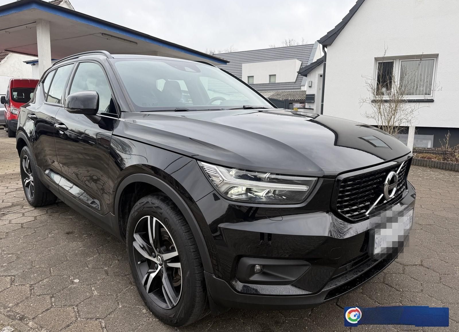 Volvo XC40 D4 R-Design AWD LED ACC Memory Navi SHZ CAM foto 3