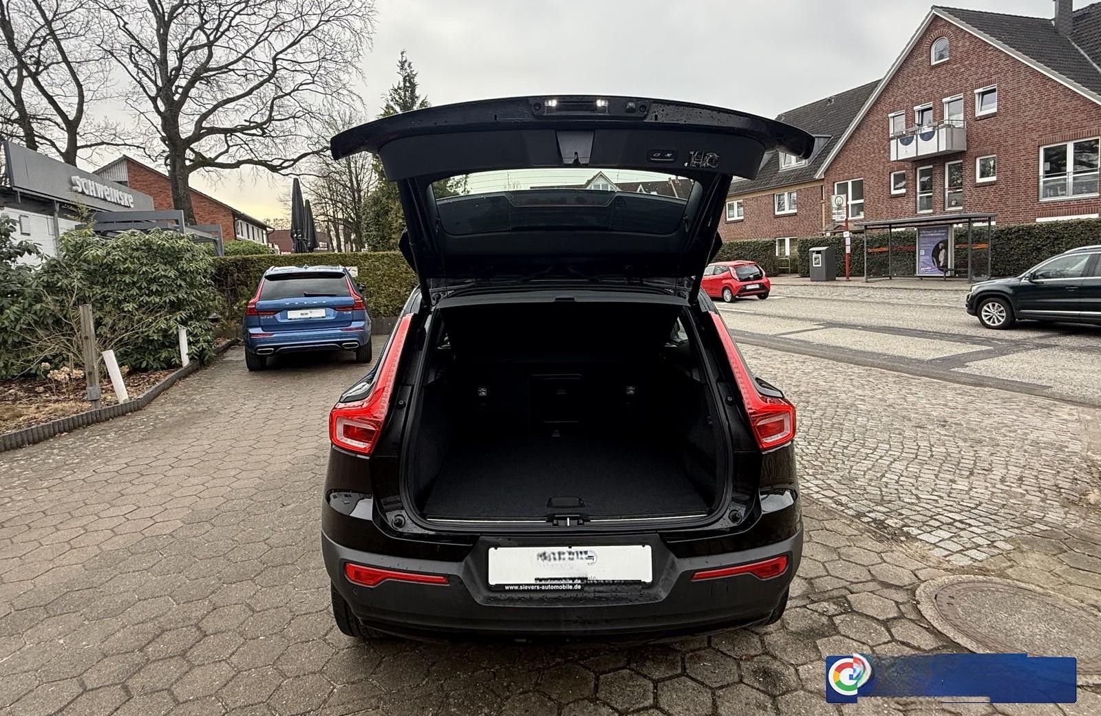 Volvo XC40 D4 R-Design AWD LED ACC Memory Navi SHZ CAM foto 23