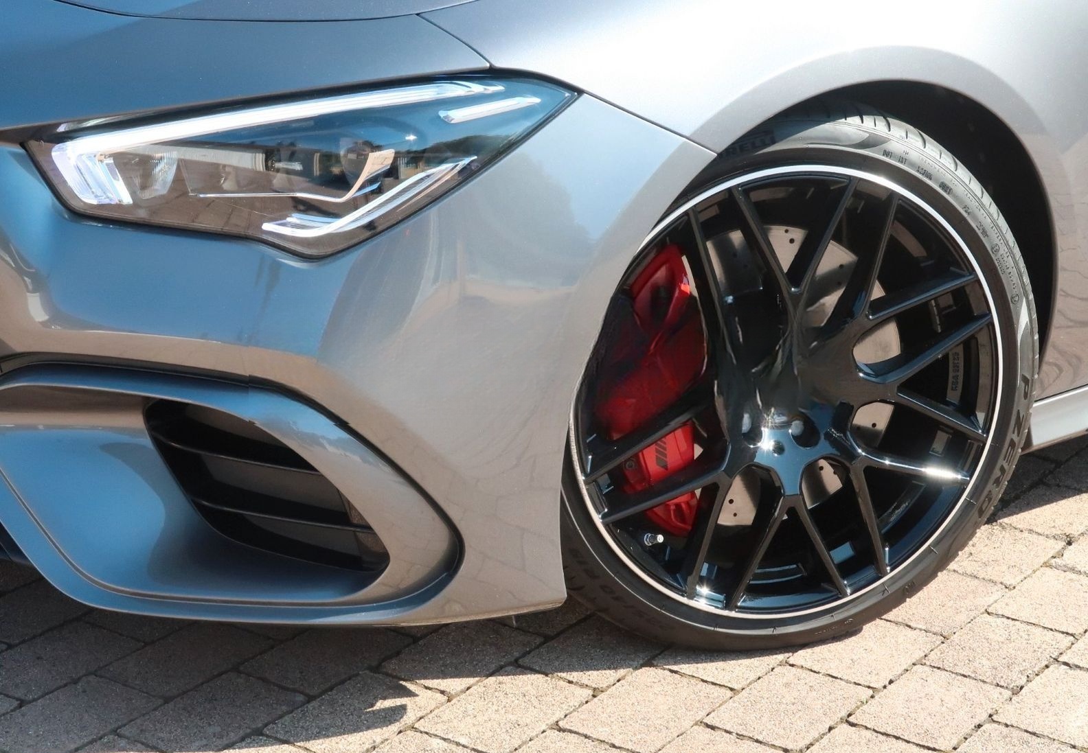 Mercedes-Benz CLA 45 AMG *PANO*BURMESTER*PARK*19"*TRACKPA*RIDE foto 7
