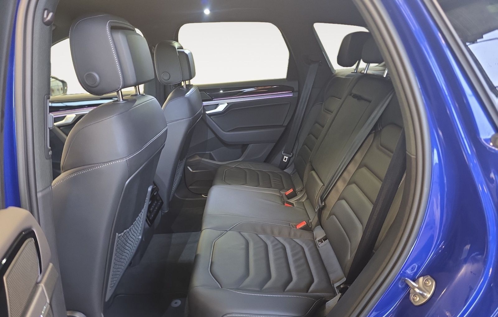 Volkswagen Touareg 3.0 TDI Tiptr. 4M R-Line *AHK*Luft*Kamer foto 14
