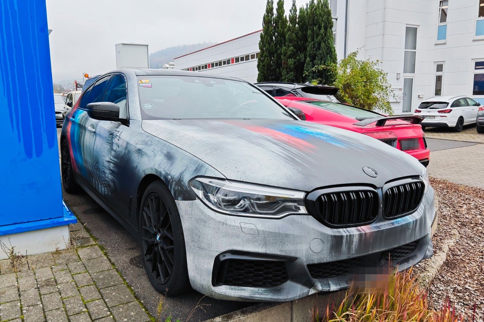 BMW M550 5 Limousine i xDrive foto 2