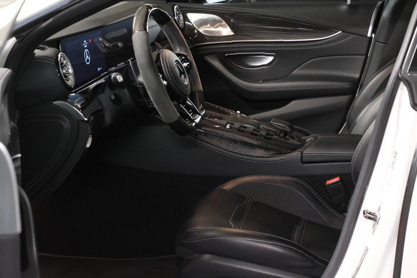 Mercedes-Benz AMG GT 63S 4T 4Matic+*Pano*Burmester*5Sitze*Head foto 10