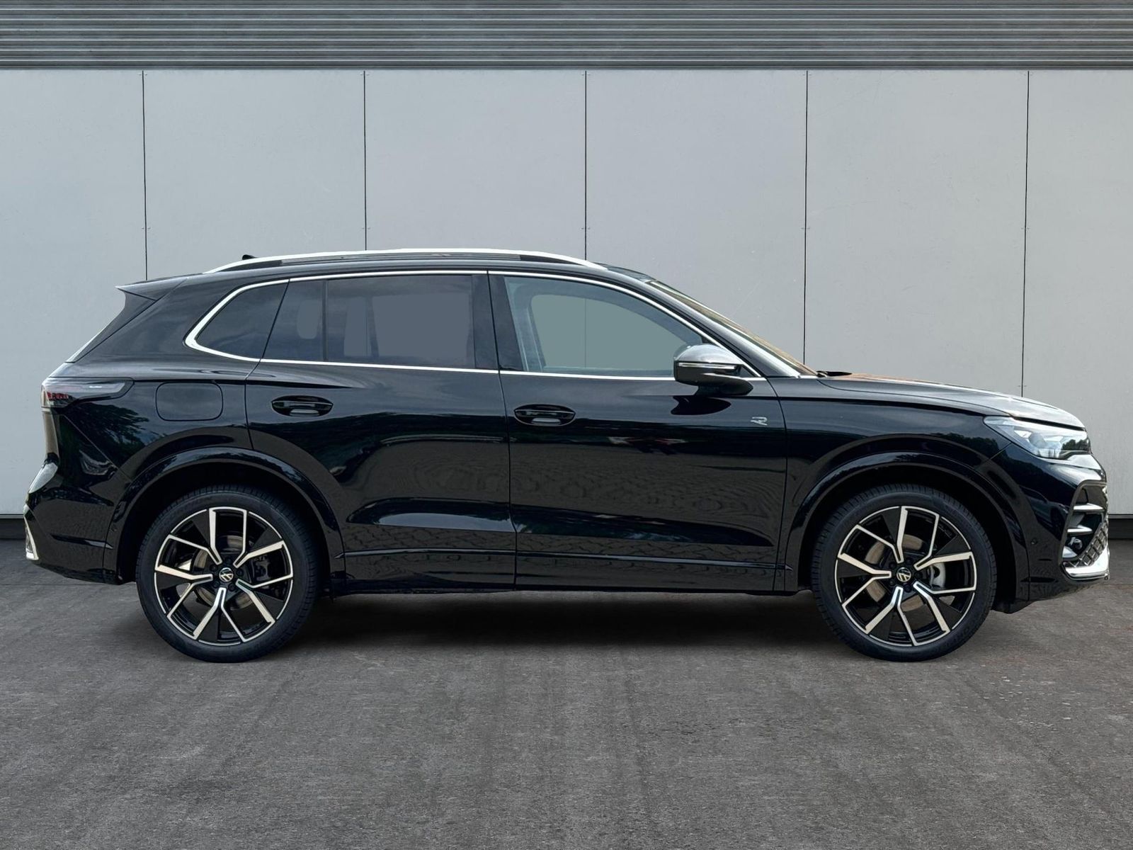 Volkswagen Tiguan R-Line SOUND+20"ALU+MATRIX+MASSAGE+ACC... foto 3