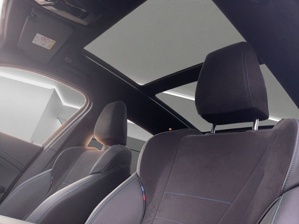BMW X1 xDrive30e M-SPORT HYBRID LED NAVI PANO 19" foto 18