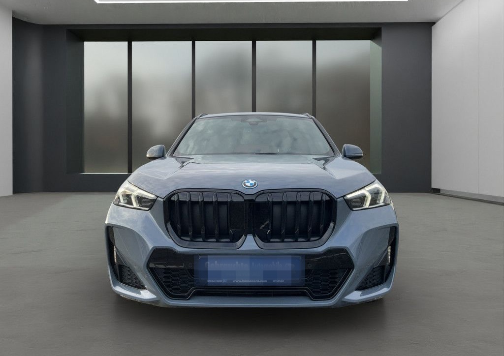 BMW X1 xDrive30e M-SPORT HYBRID LED NAVI PANO 19" foto 3