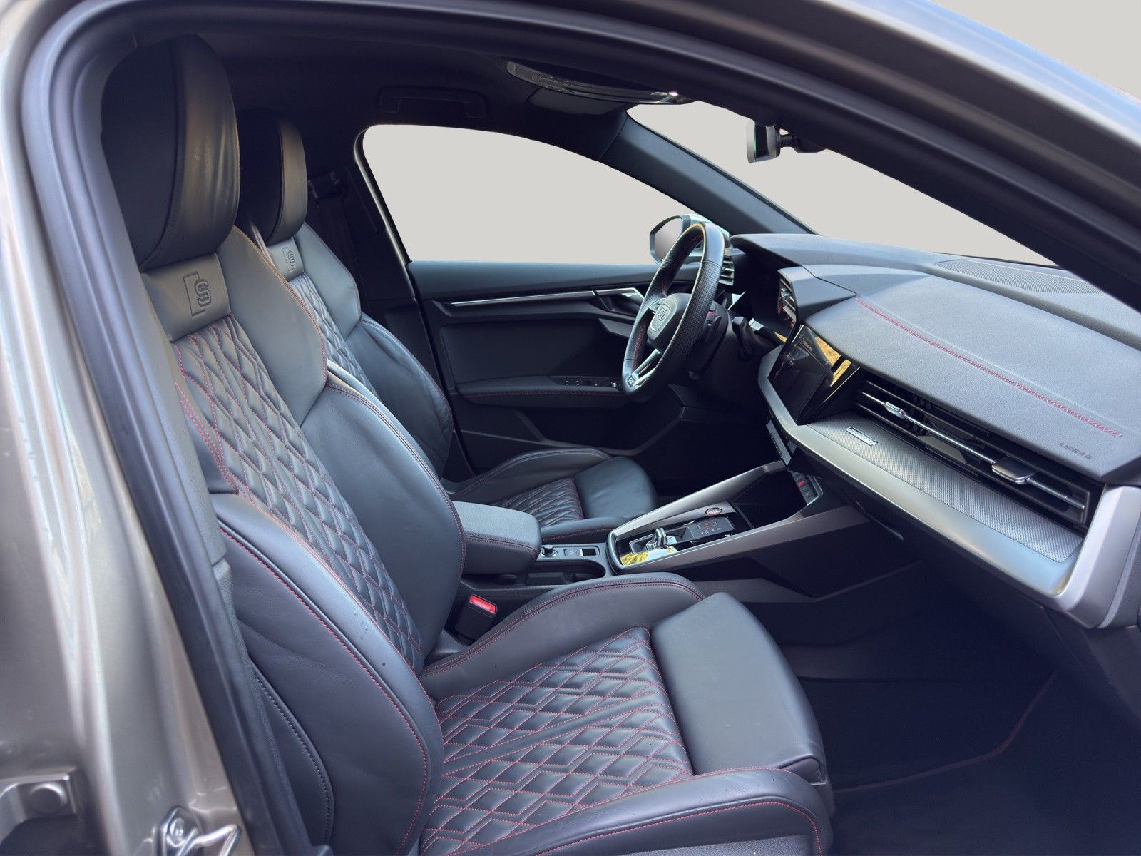 Audi S3 Sportback 2.0 TFSI quattro LED/LEDER/STHZ/B&O foto 23