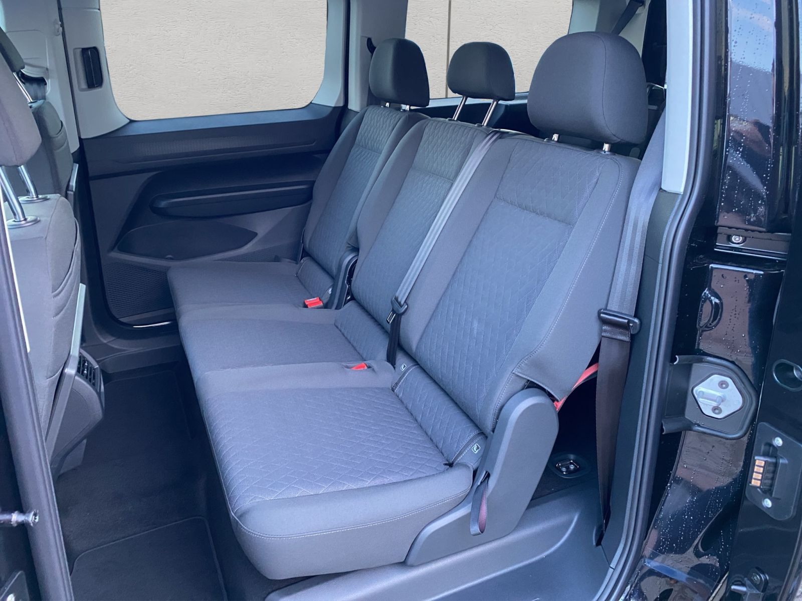Volkswagen Caddy Life Maxi "ENERGY" 1,5 TSI DSG AHK GJ-Reif foto 18