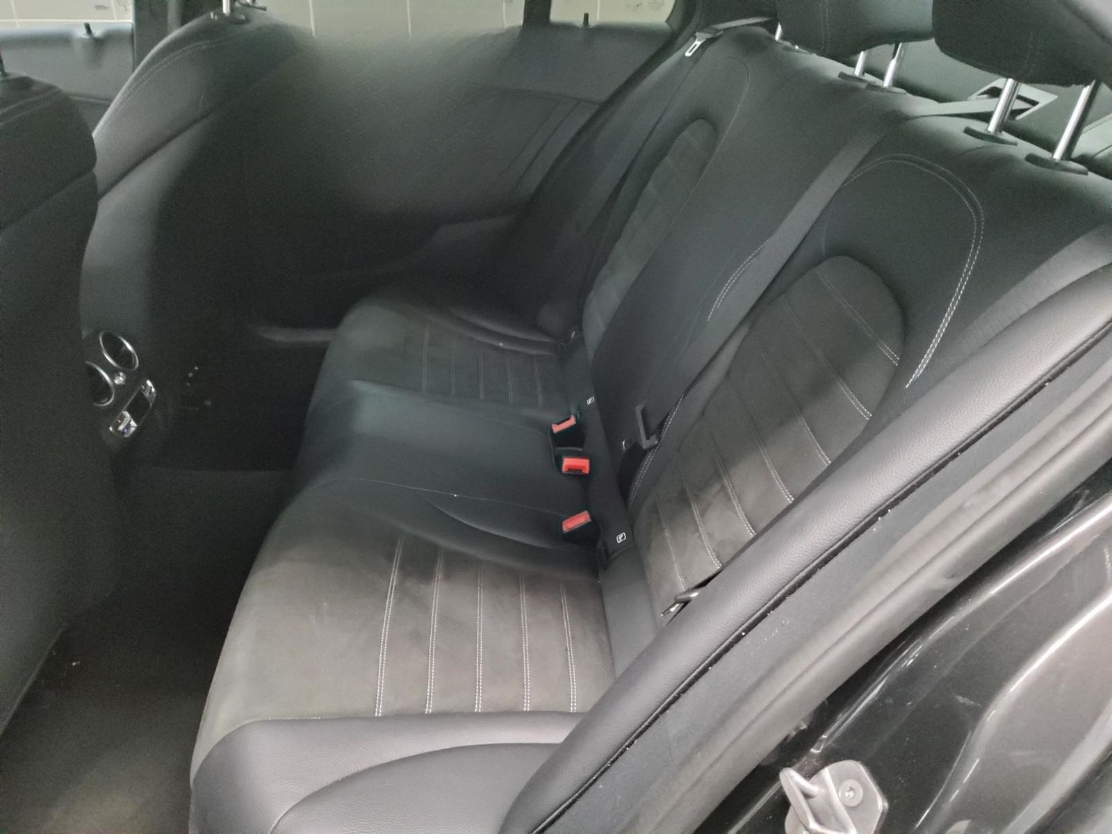 Mercedes-Benz C 300 de AMG-Line Night COMAND LED Distronic+ foto 13